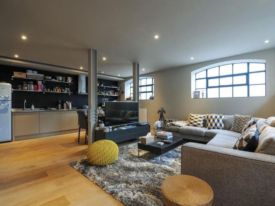 Manhattan Style Apartment In Fulham Лондон Екстериор снимка