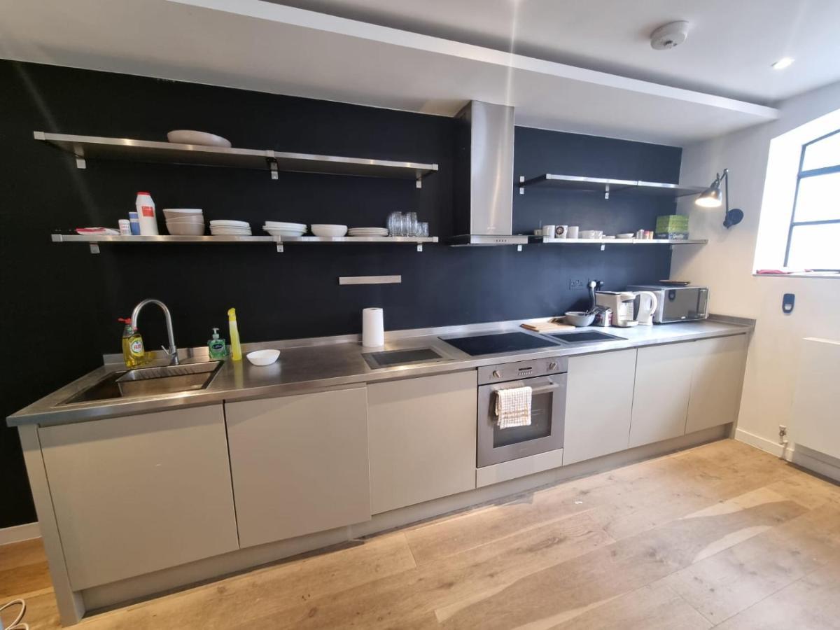 Manhattan Style Apartment In Fulham Лондон Екстериор снимка