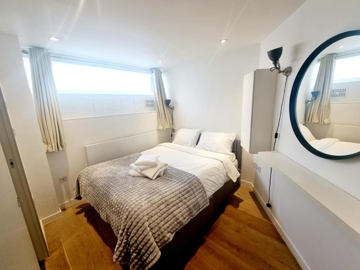Manhattan Style Apartment In Fulham Лондон Екстериор снимка